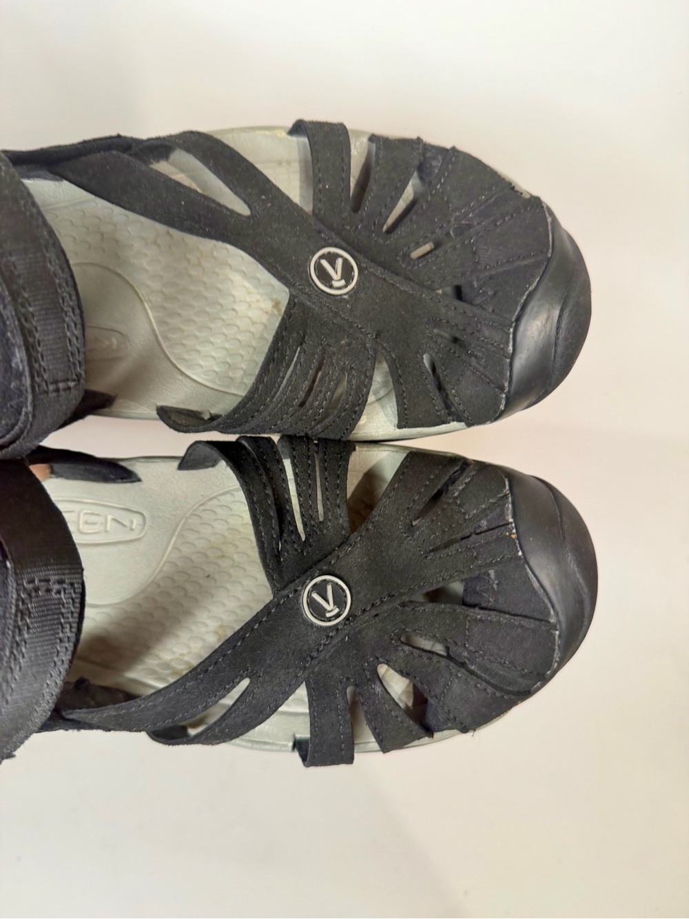 KEEN Rose Sandals Women Sz 10 Black Grey Water Hiking Sport Shoes 1008783 LYN - Picture 10 of 12